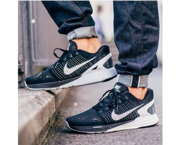 Herren Schwarz,Weiß 747355-001 Nike Flyknit Lunarglide 7 Schuhe